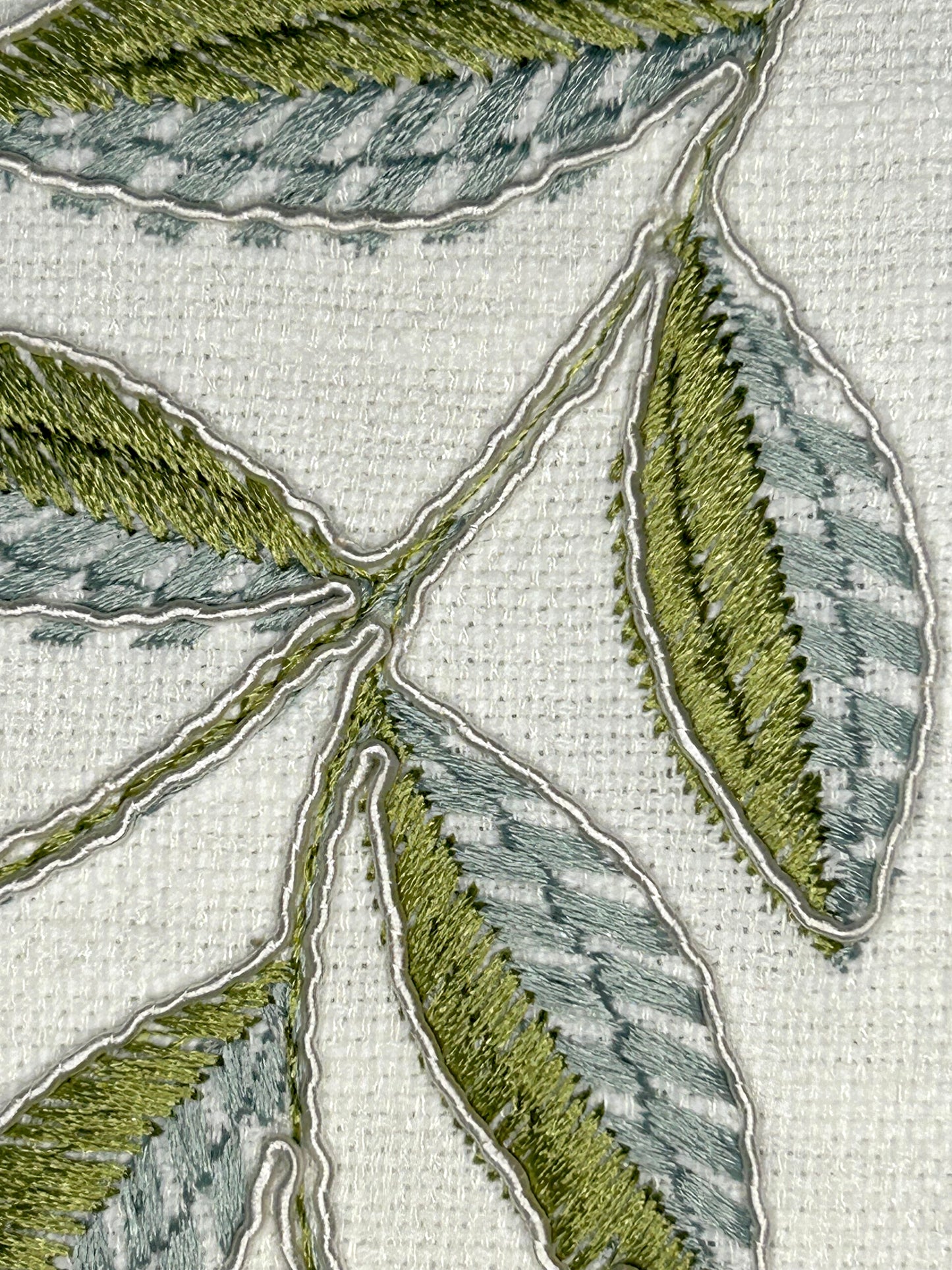 Fabricut Lophelia - 04