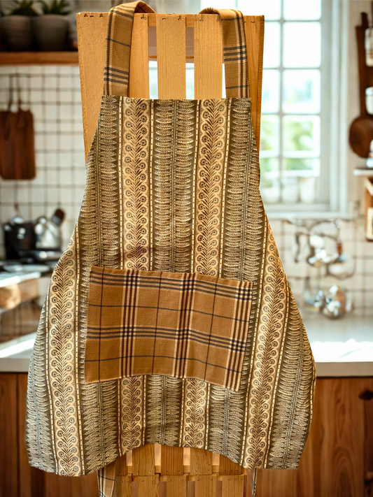Apron - Neutral colors with plaid print pockets